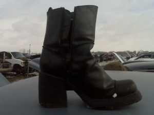 Have you seen the hooker attached to this hooker boot?